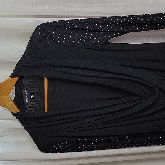 Fifteen Twenty Black Faux Wrap Beaded Long Sleeve Size M - Picture 2 of 5